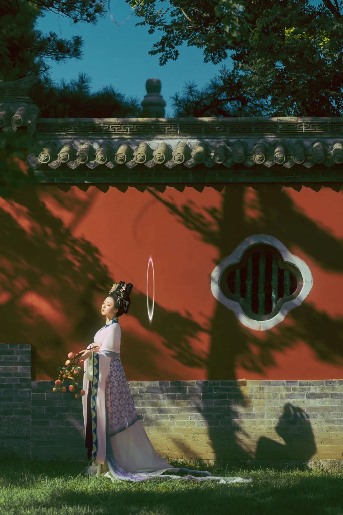 神女图