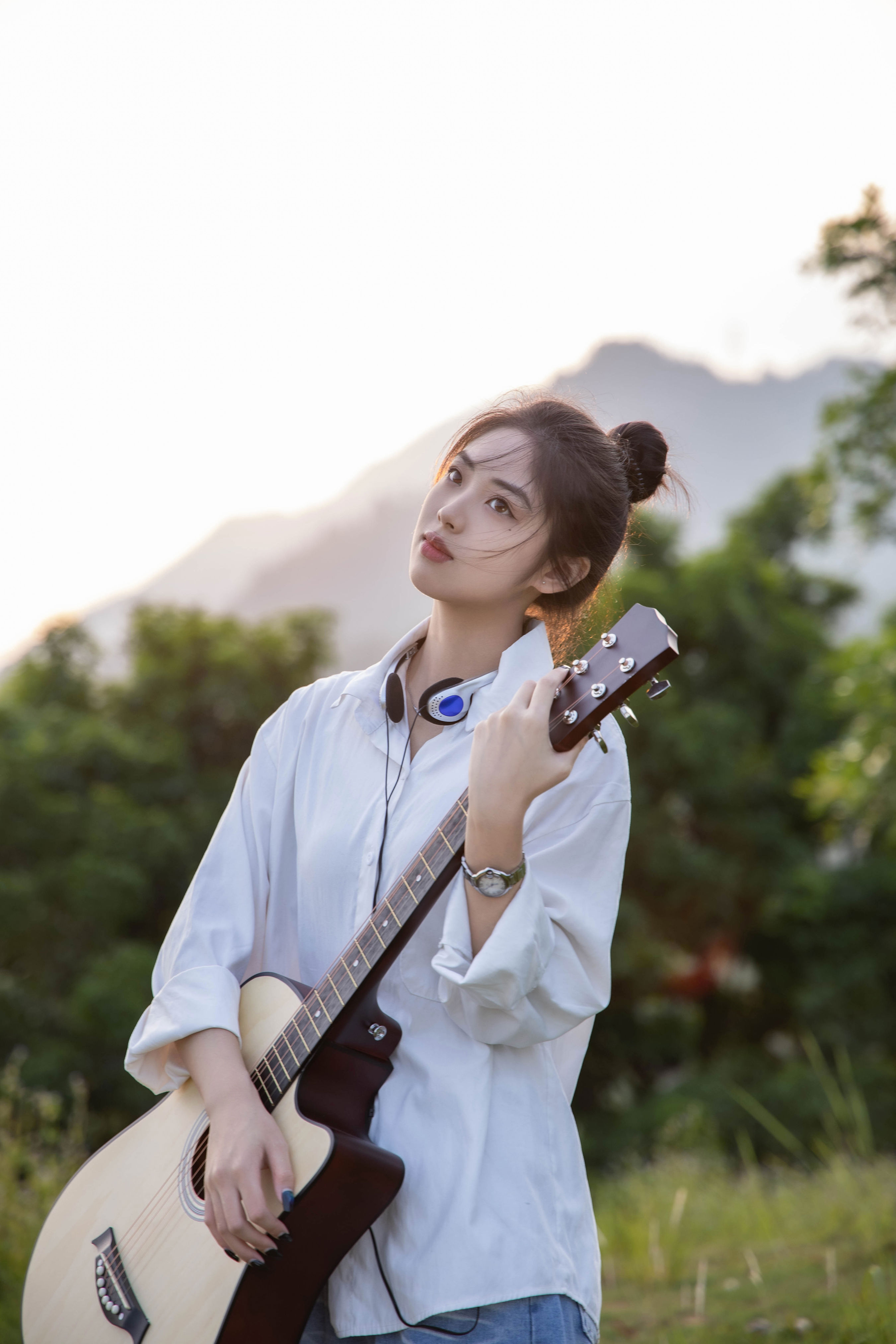 吉他少女