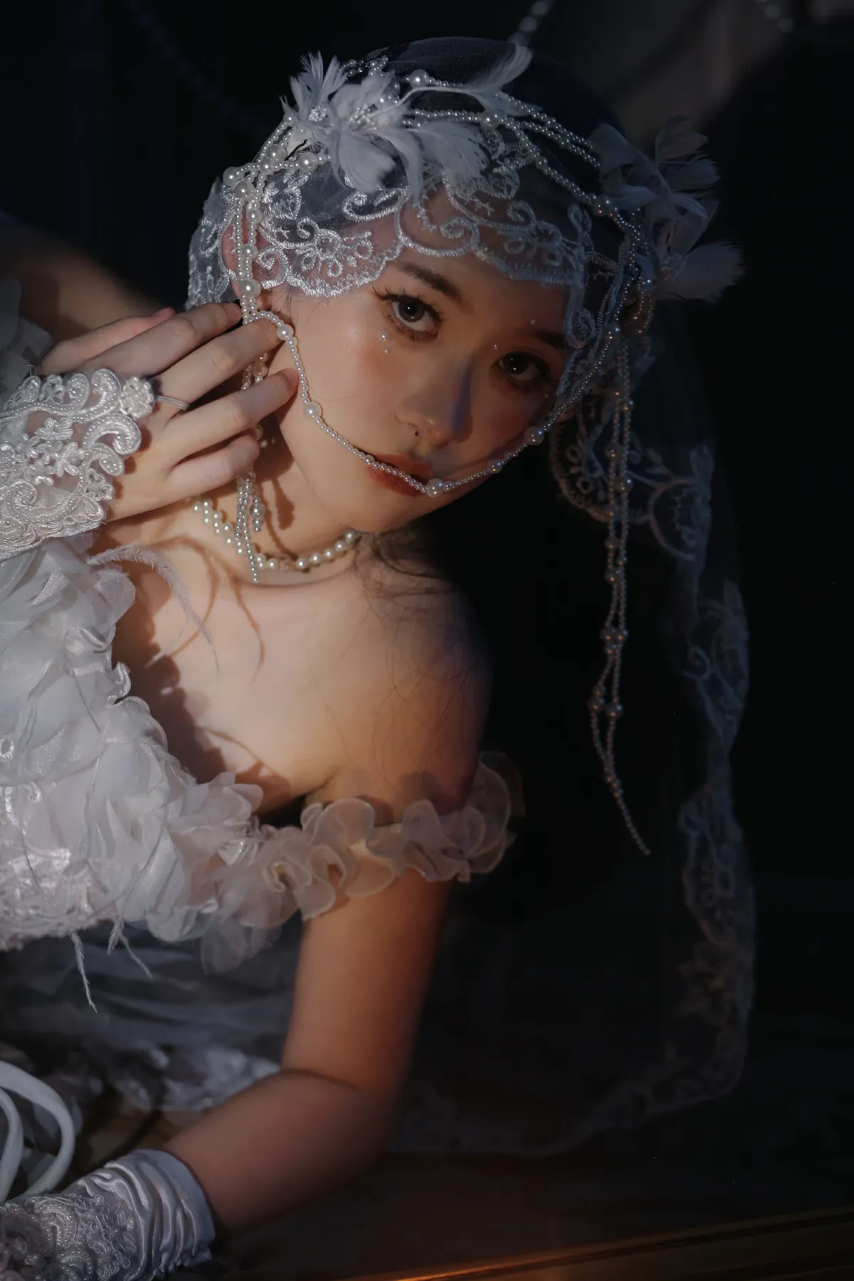 于烛光中的新娘