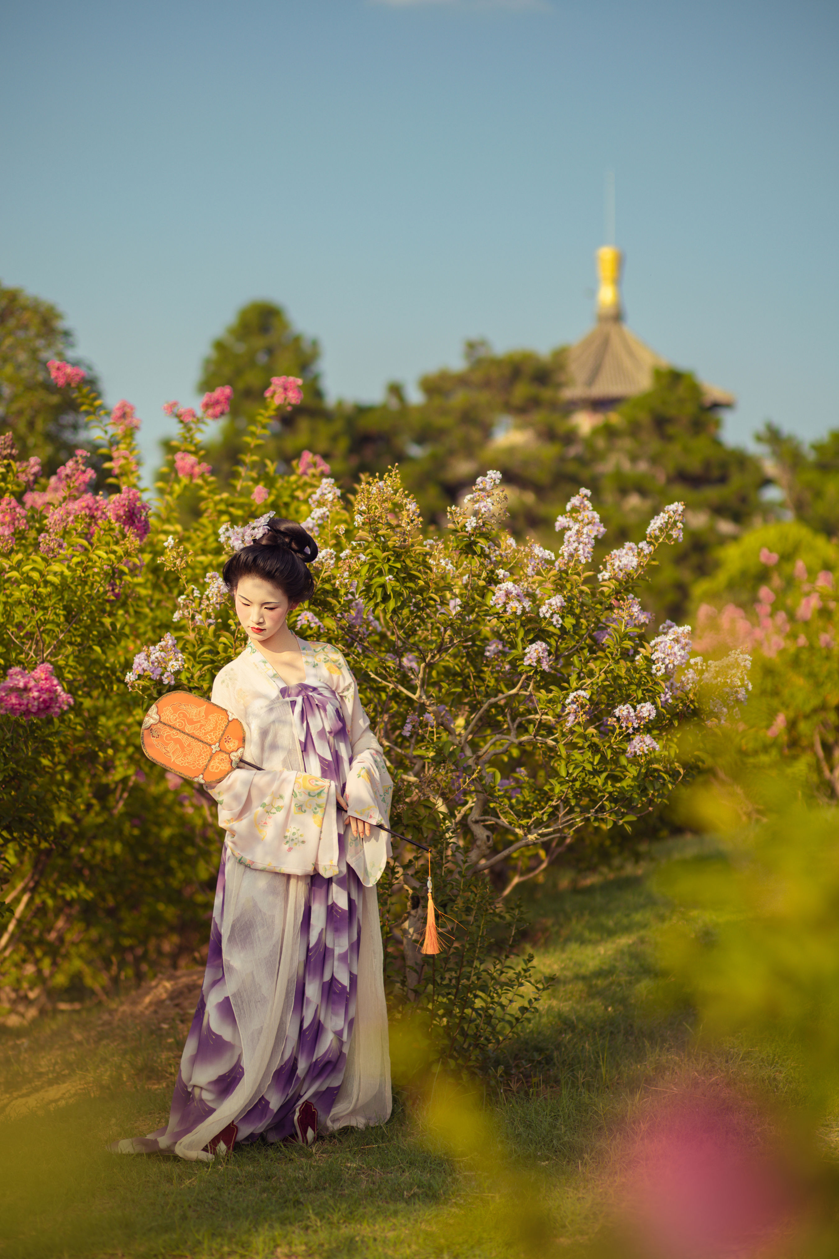 中晚唐｜照花前后镜，花面交相映