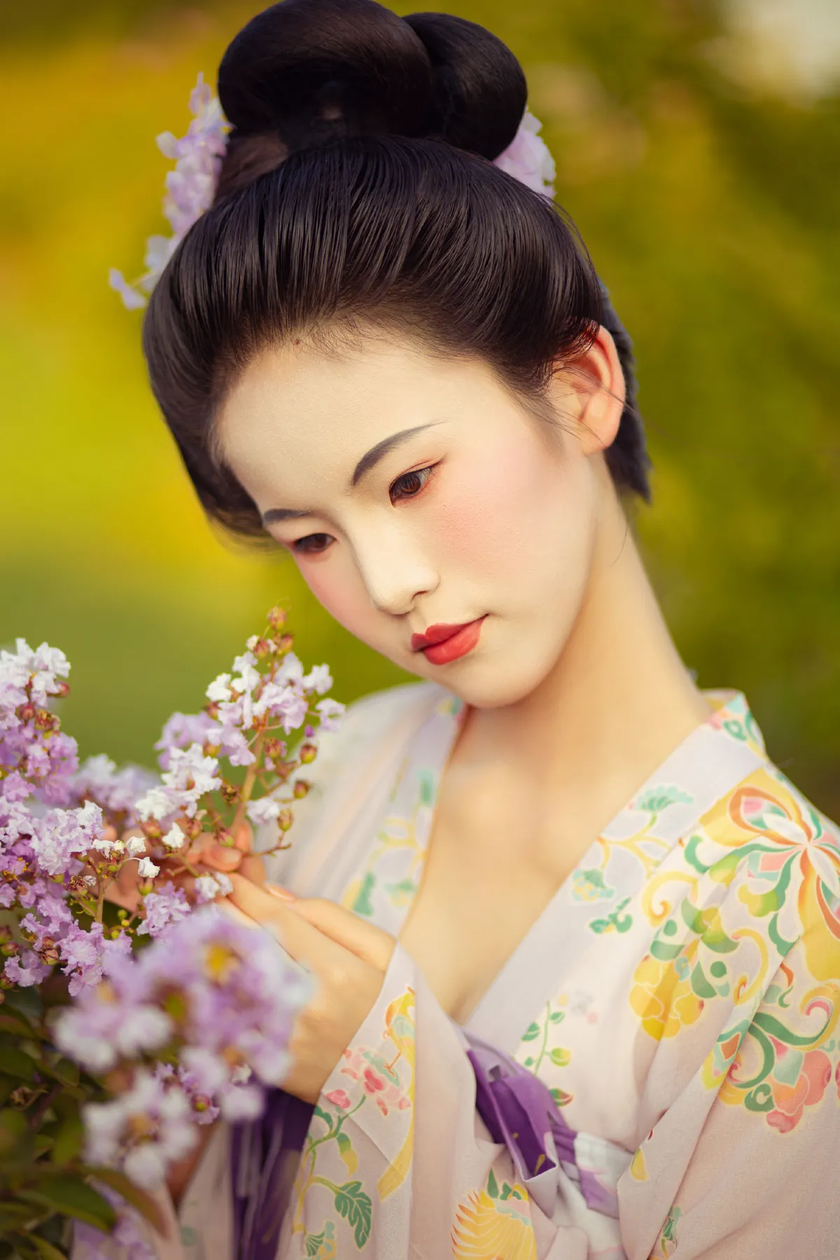 中晚唐｜照花前后镜，花面交相映