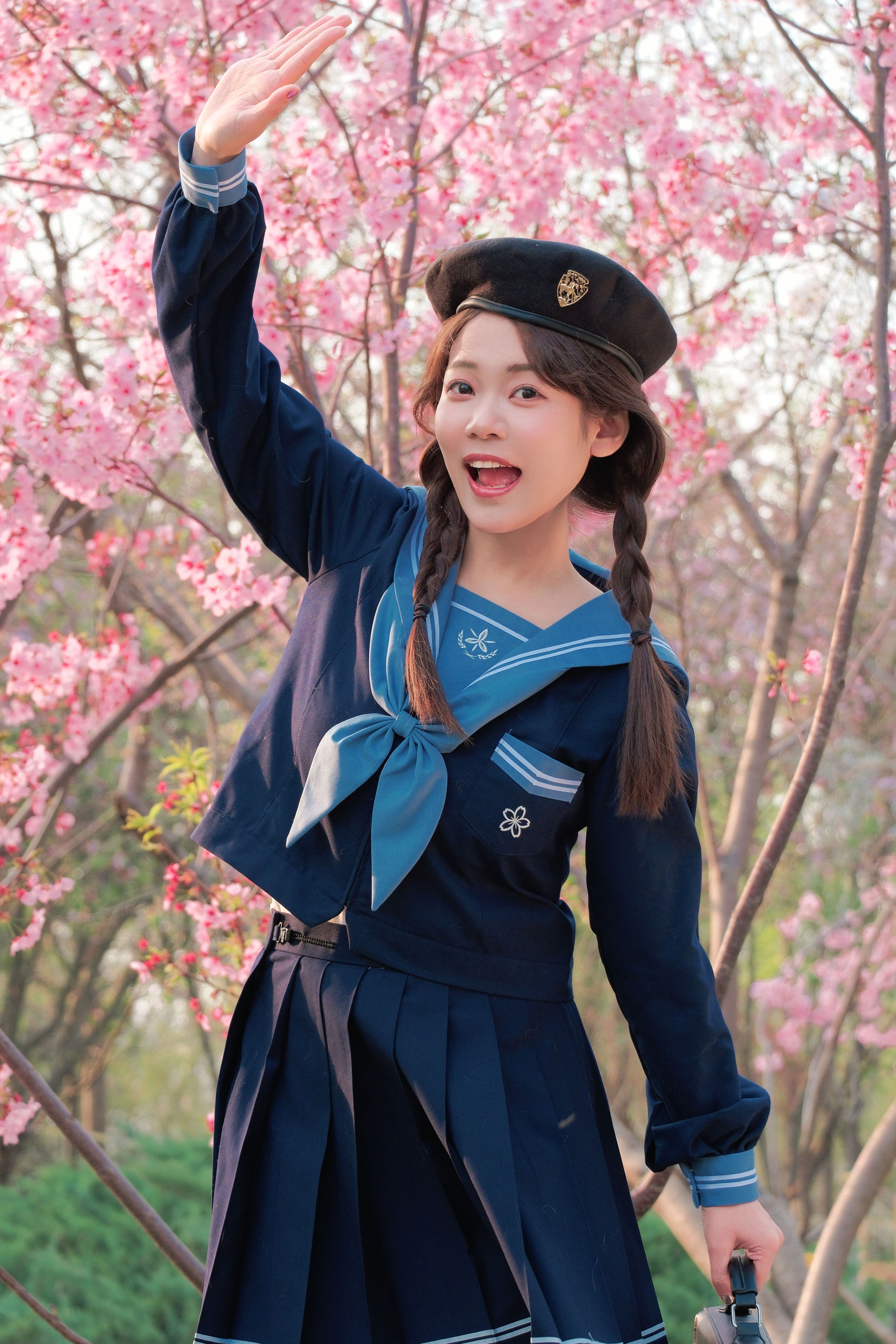 早已不是樱花盛开的季节了