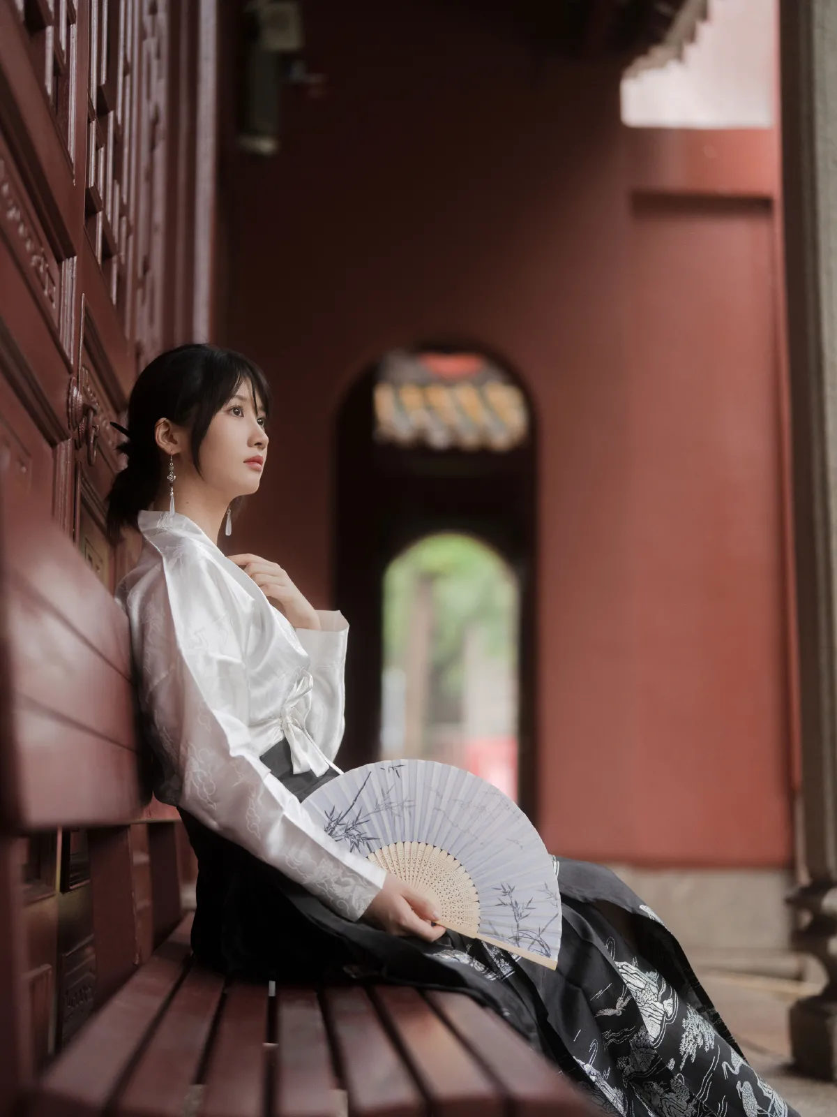 红墙与马面裙