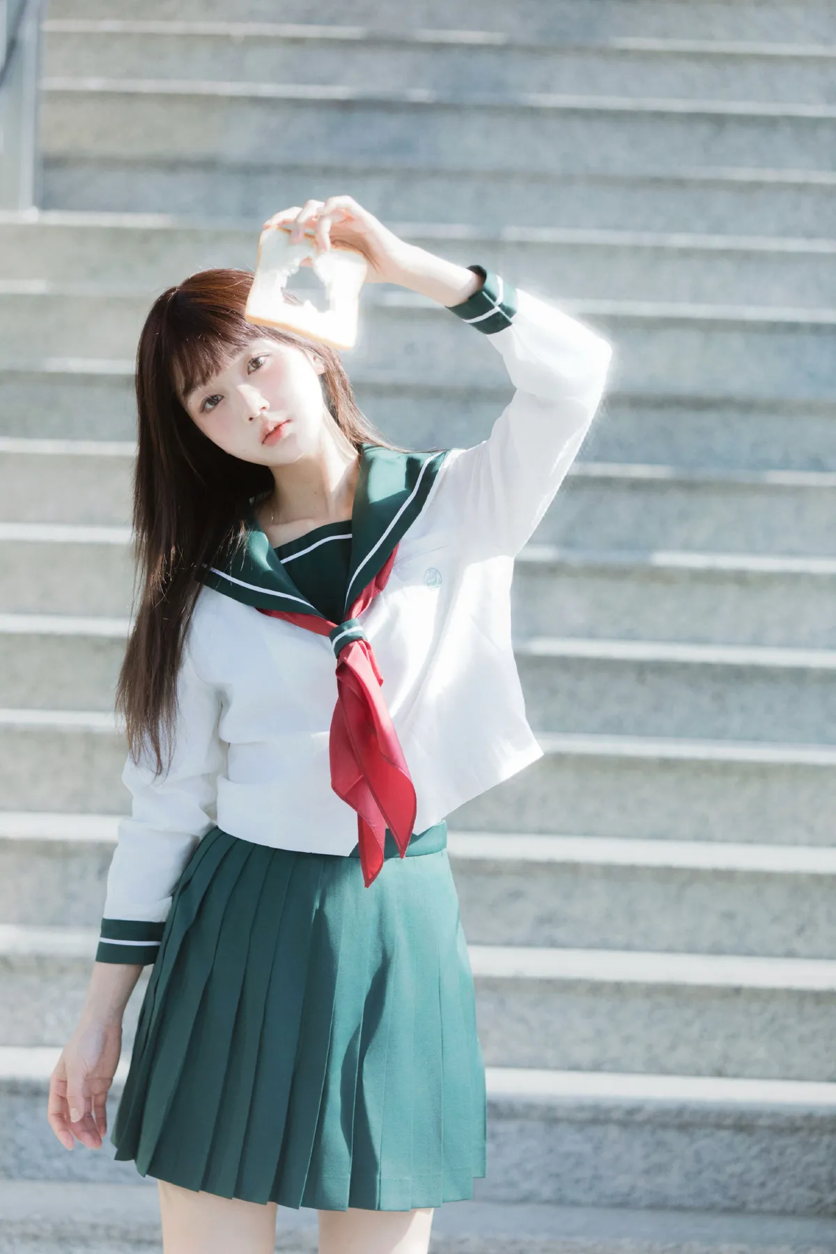 地铁女孩
