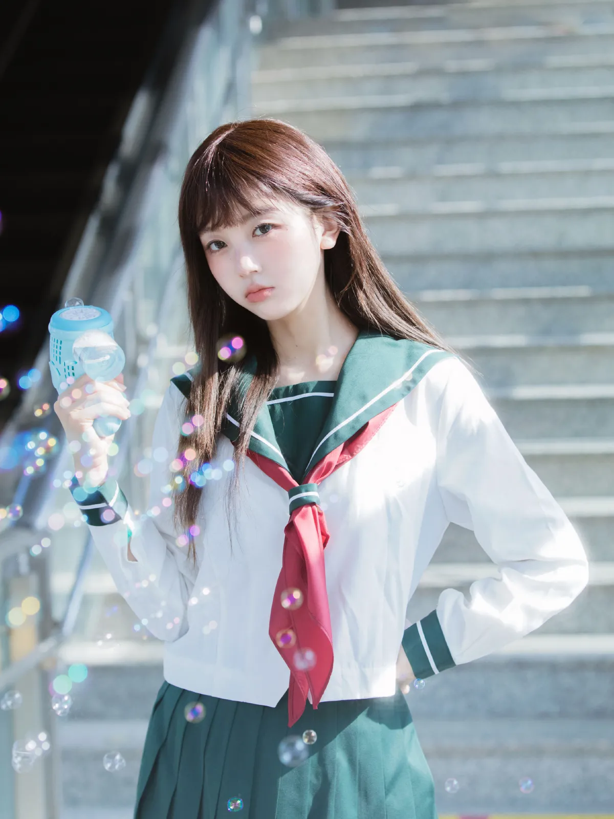 地铁女孩