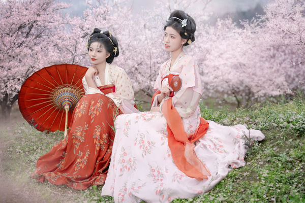 一朝春雨落·十里春花开