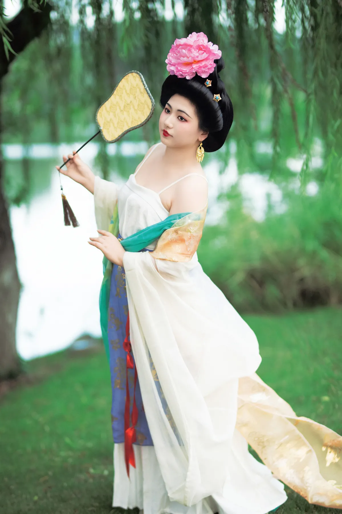 仿古画汉服拍摄