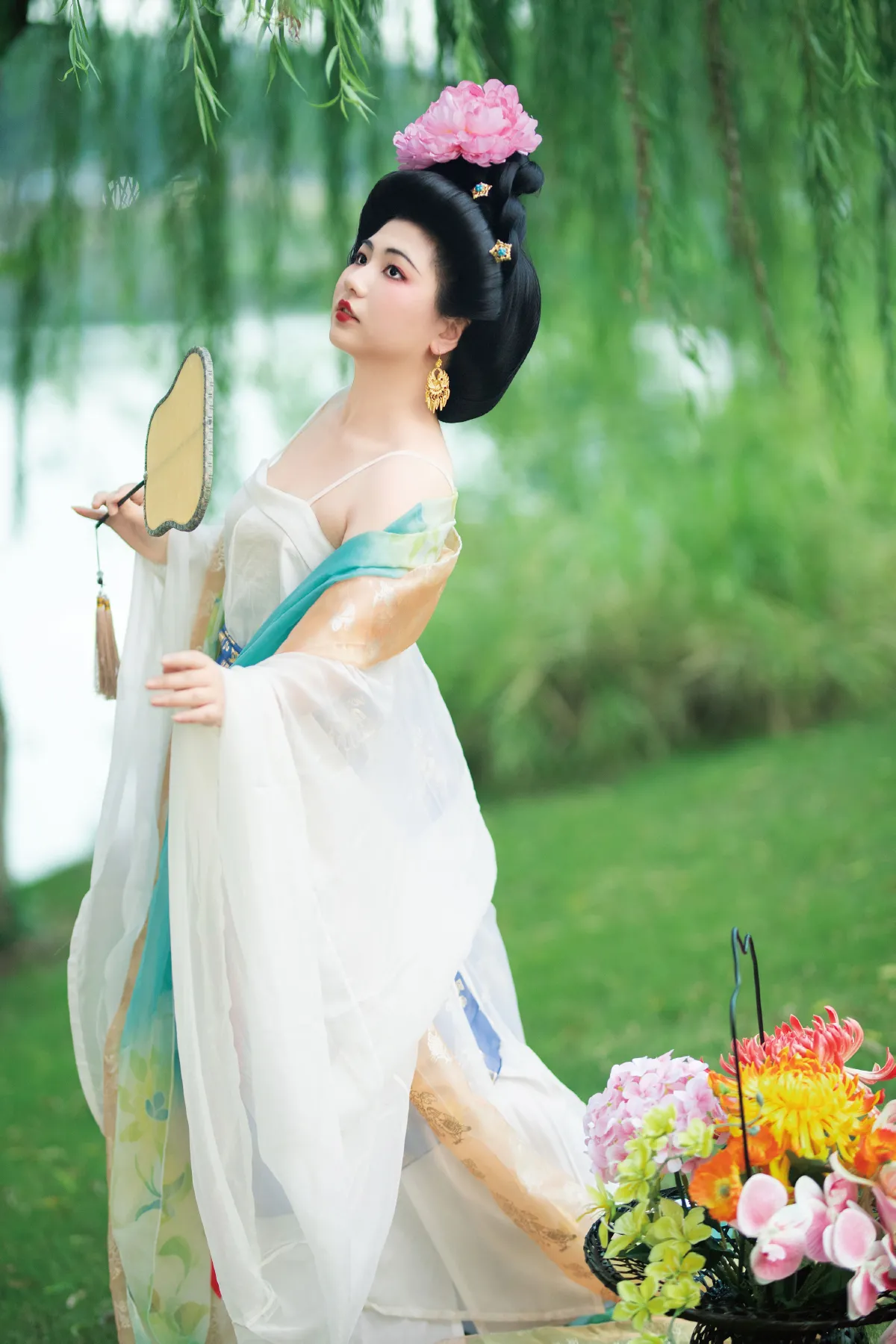 仿古画汉服拍摄