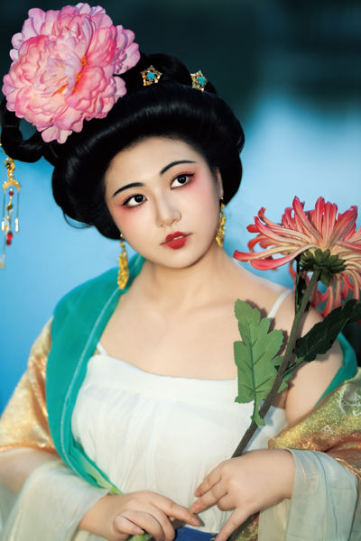 仿古画汉服拍摄