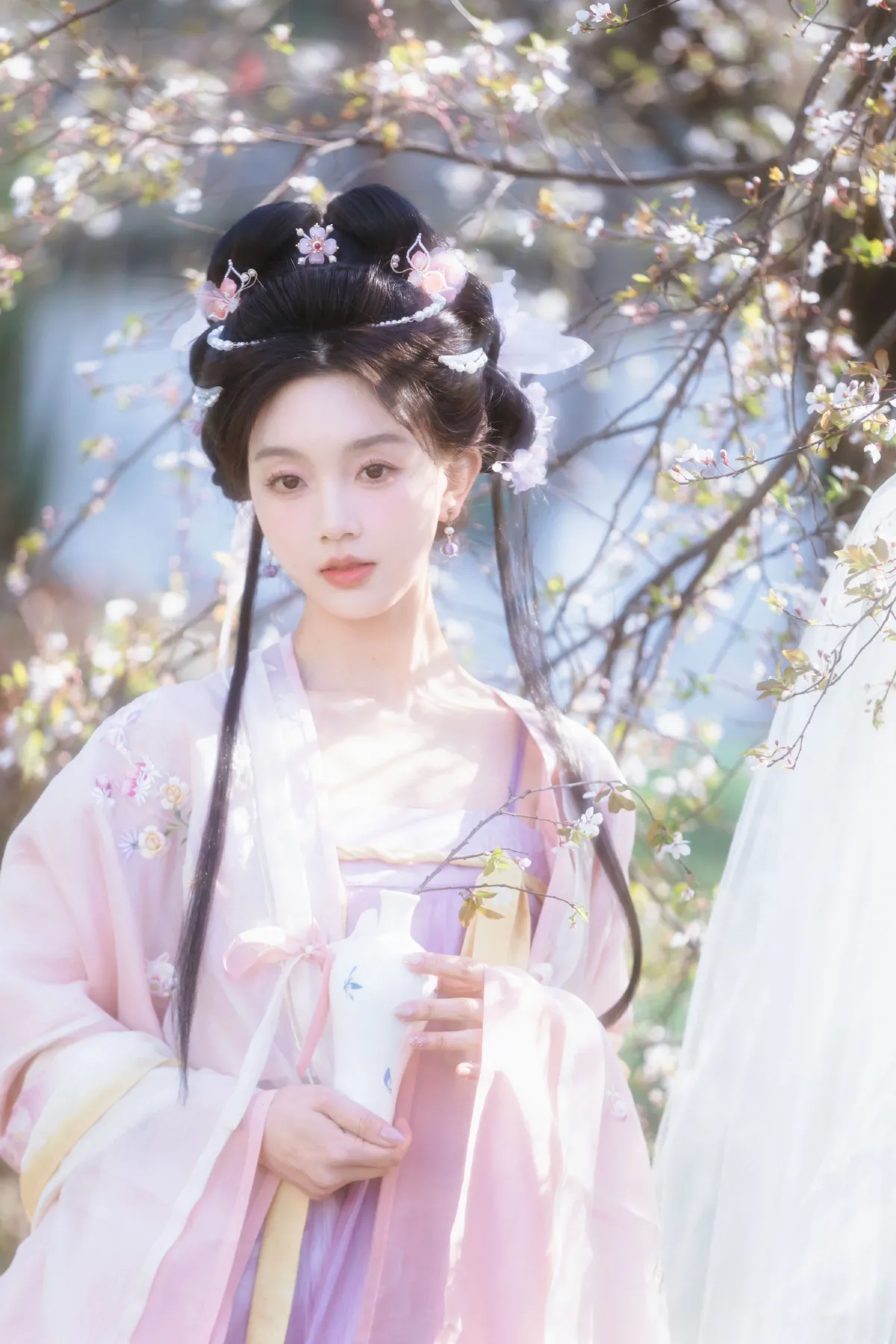 沾衣欲湿杏花雨