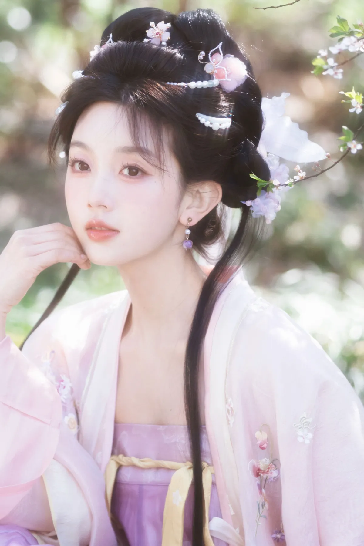沾衣欲湿杏花雨