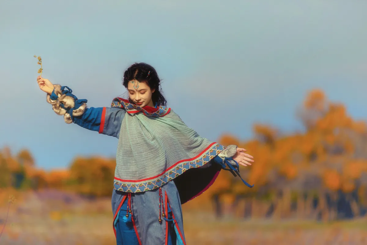 东宫—蓝色小枫