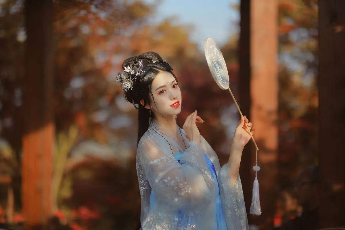 秋枫萧瑟