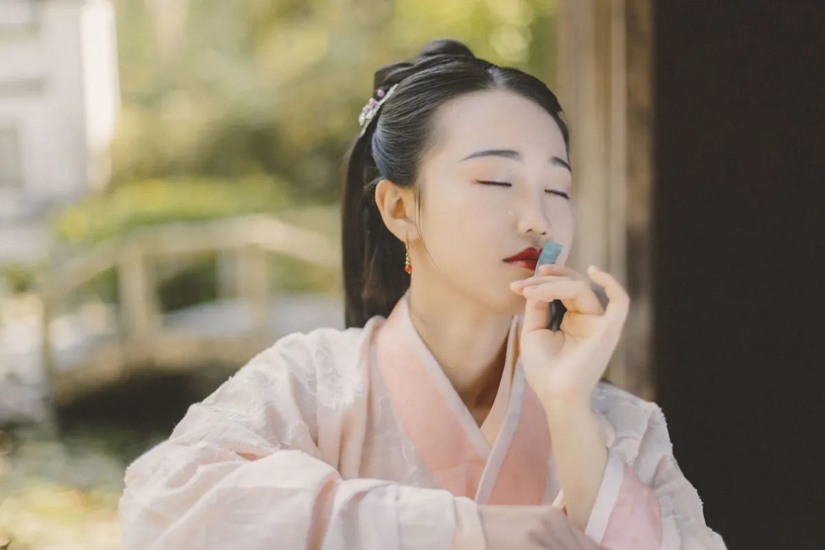 不知心恨谁