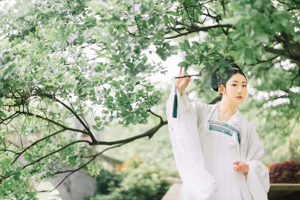 倦春愁