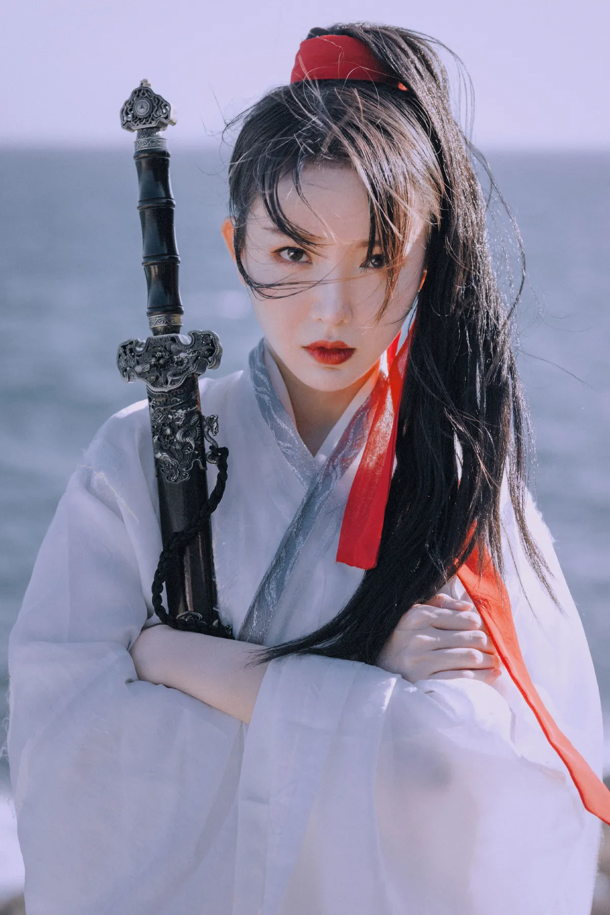 她是一个剑客