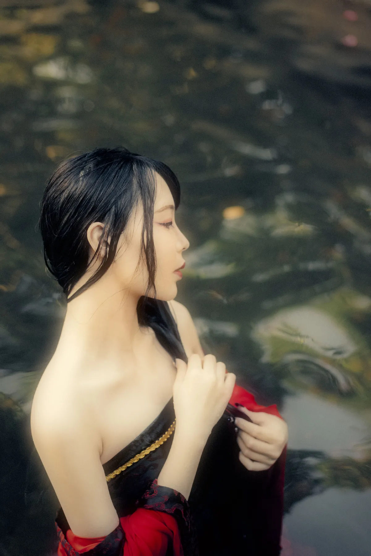 白水素女