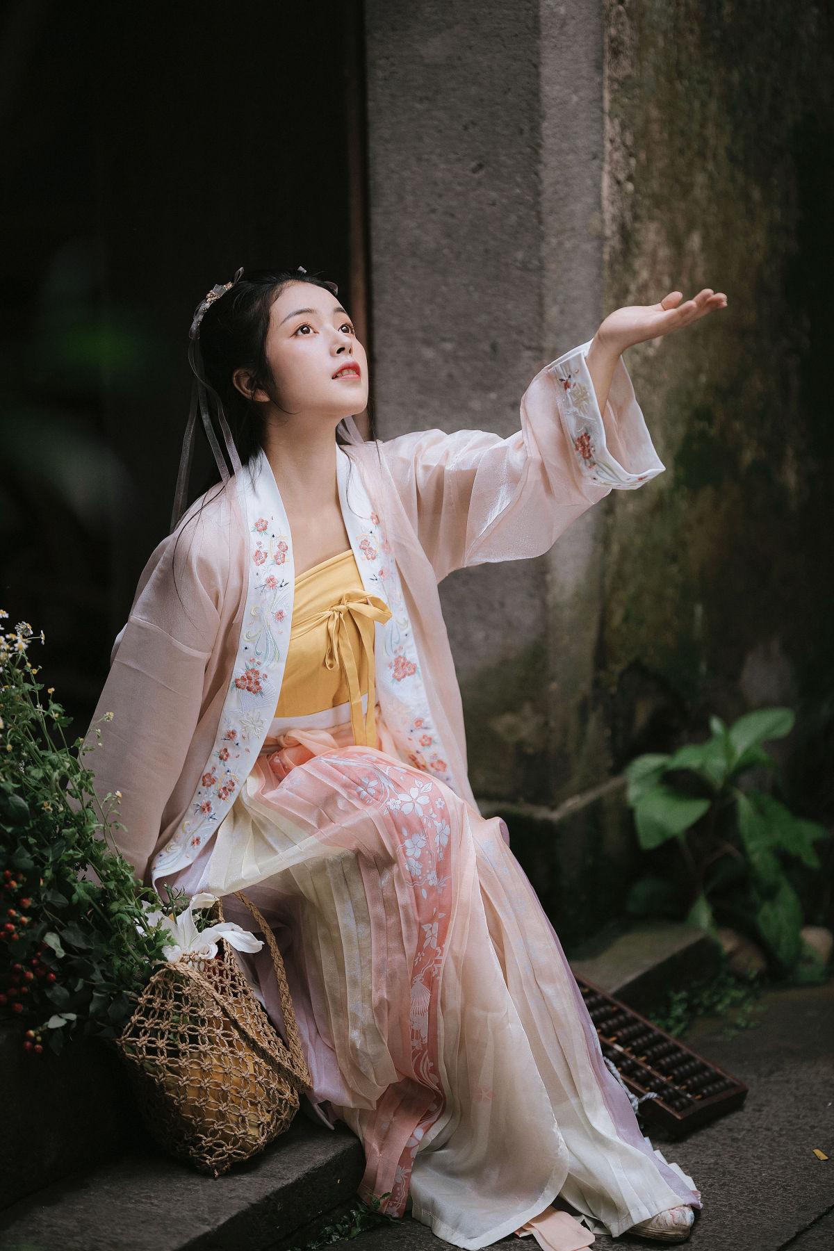 从暮暮_一枝陶然 《卖花姑娘》美图作品图片3