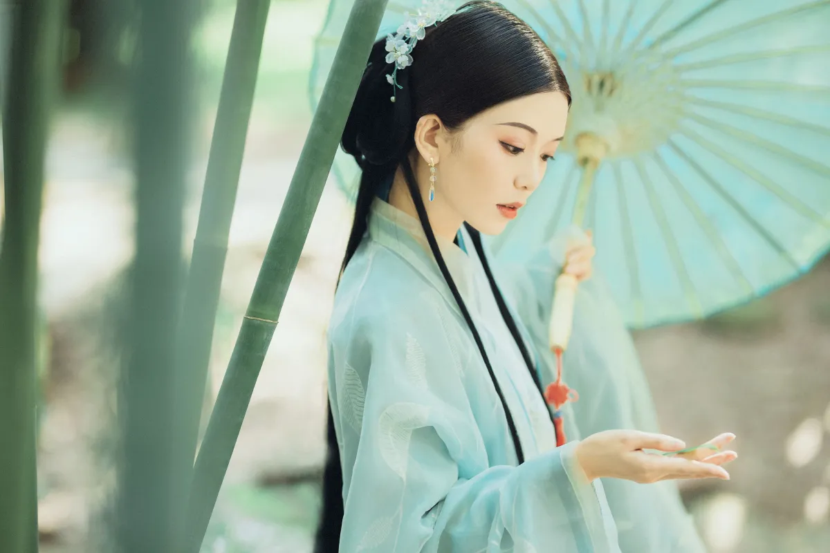竹林饮酒2