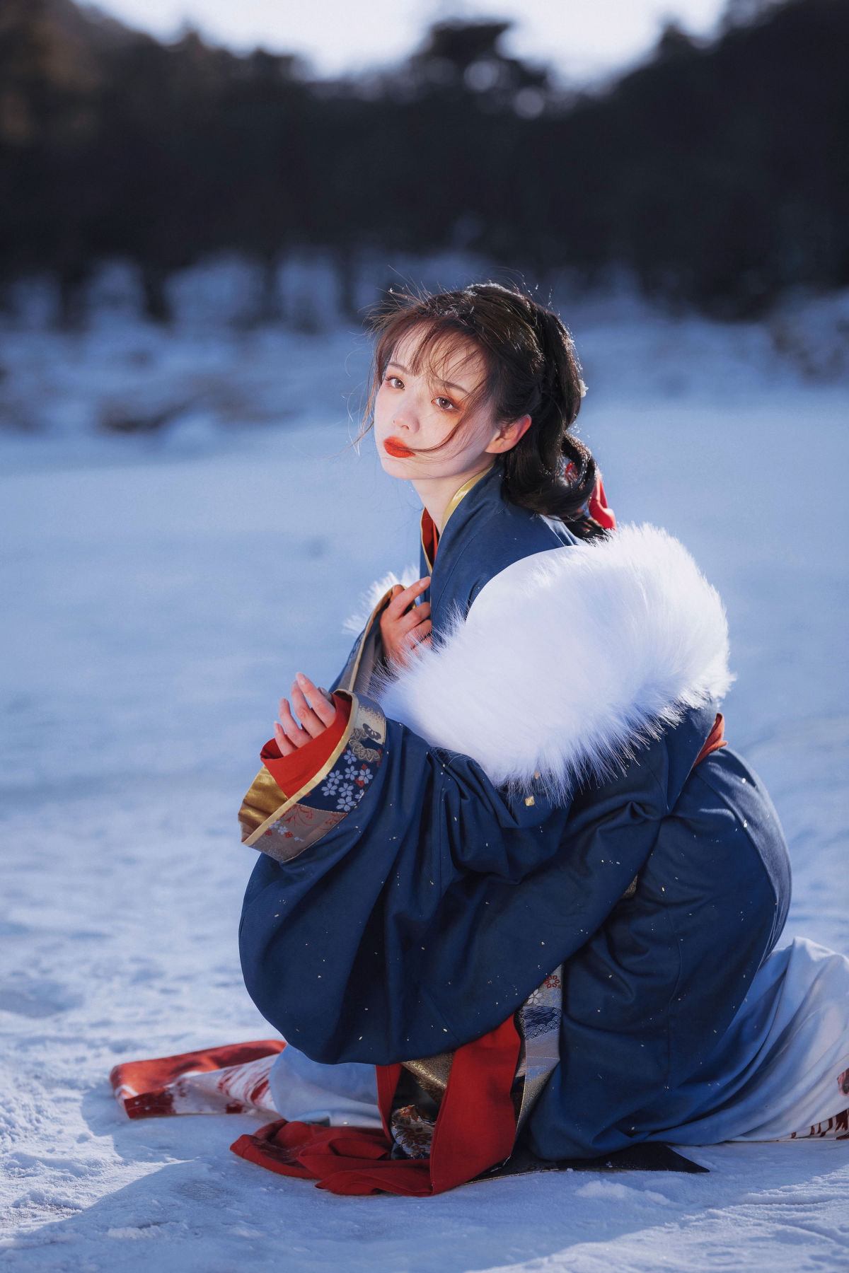 从暮暮_绣绣_小全《风雪千山》美图作品图片5