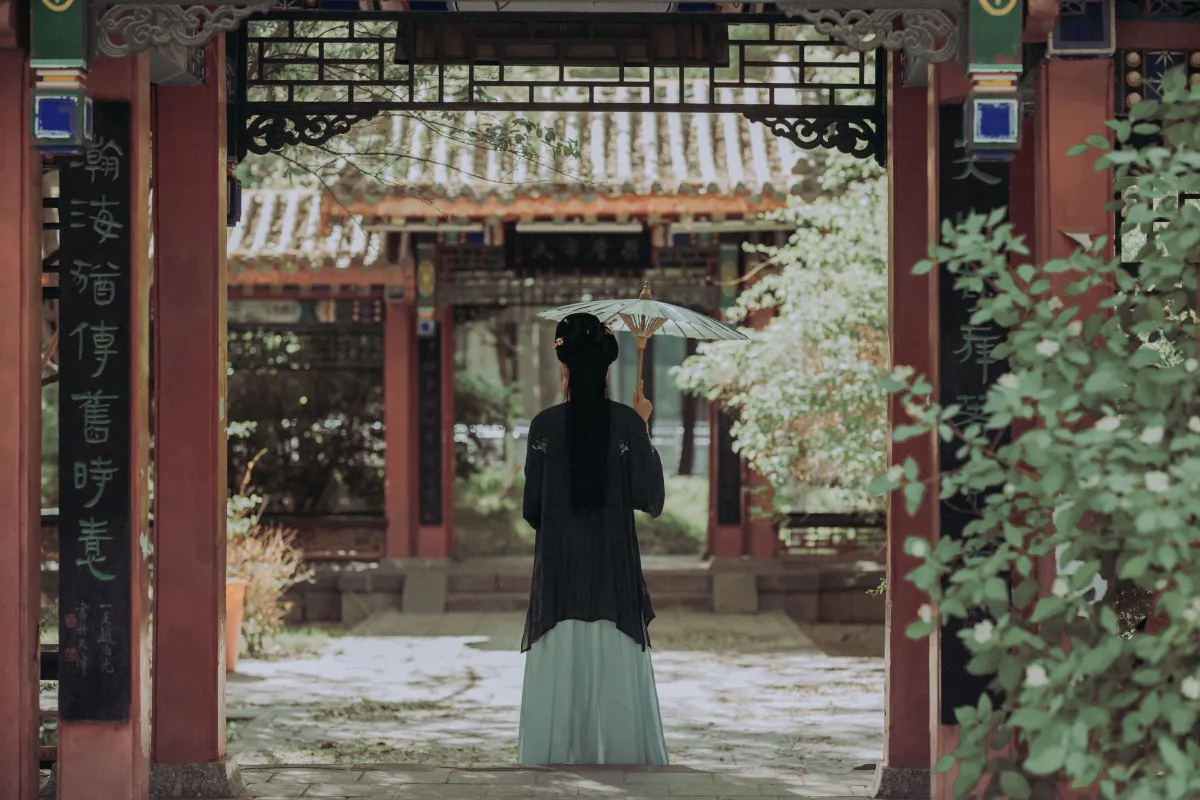 伤春逝