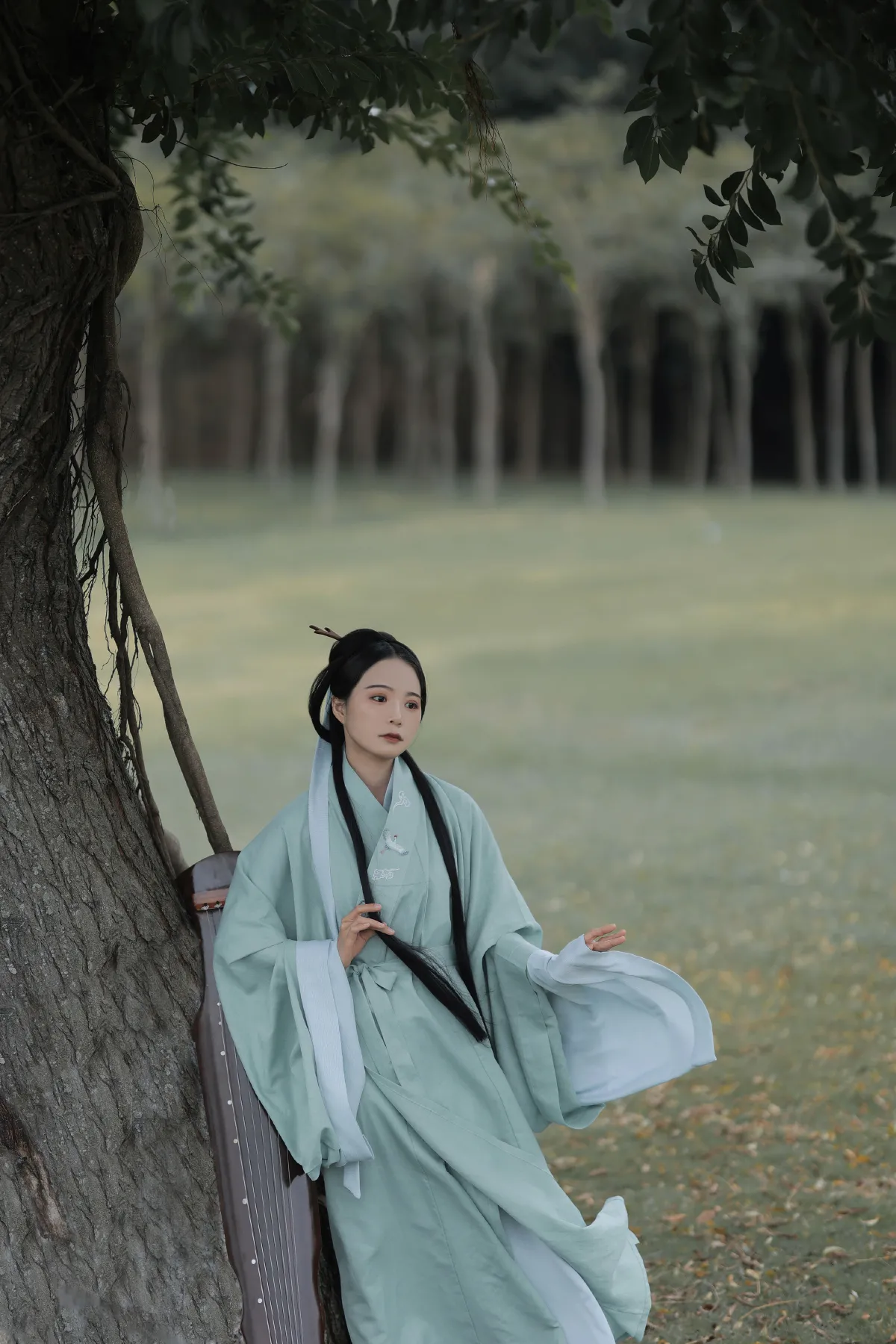 山中抚琴3
