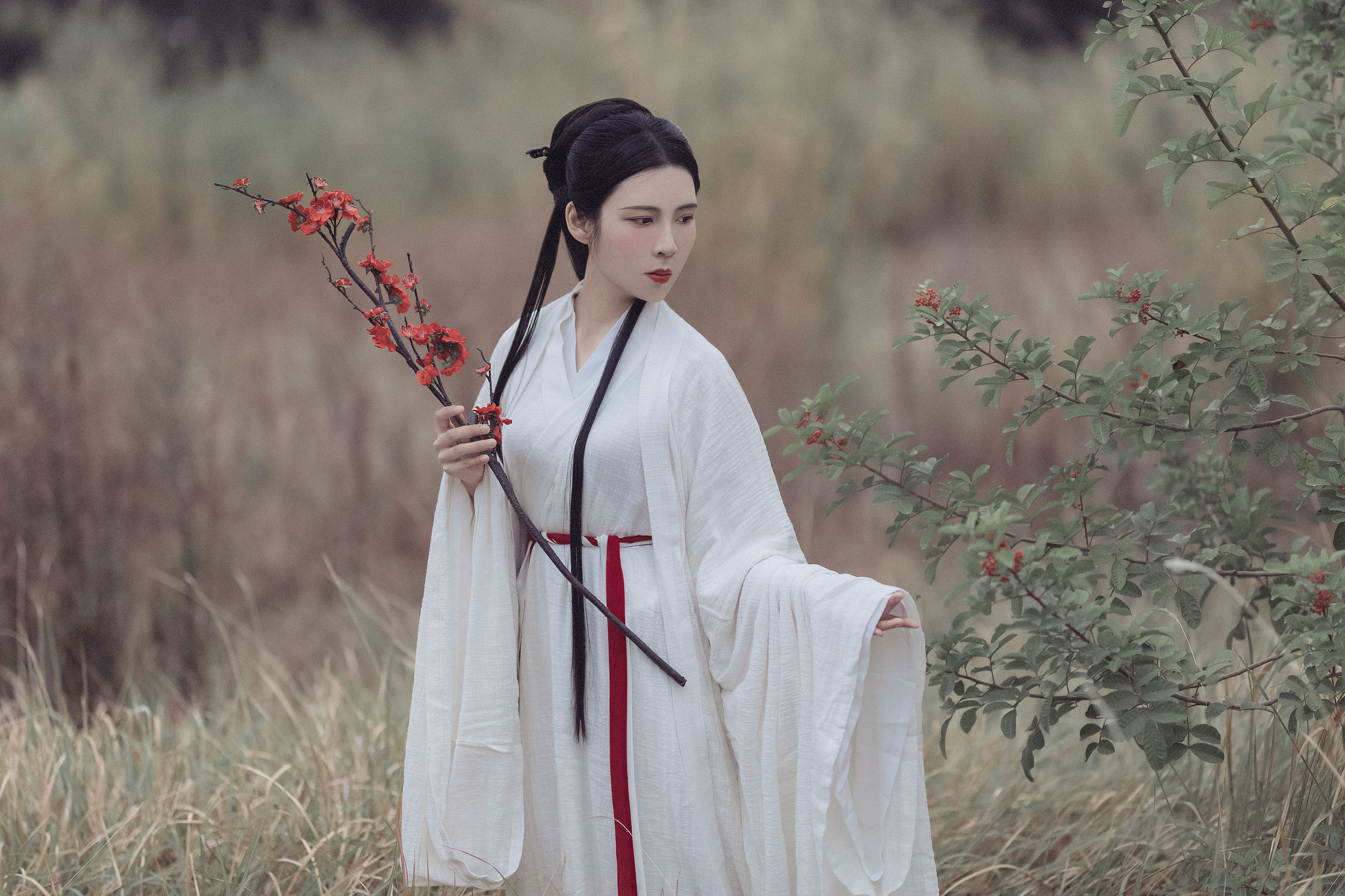 白衣隐