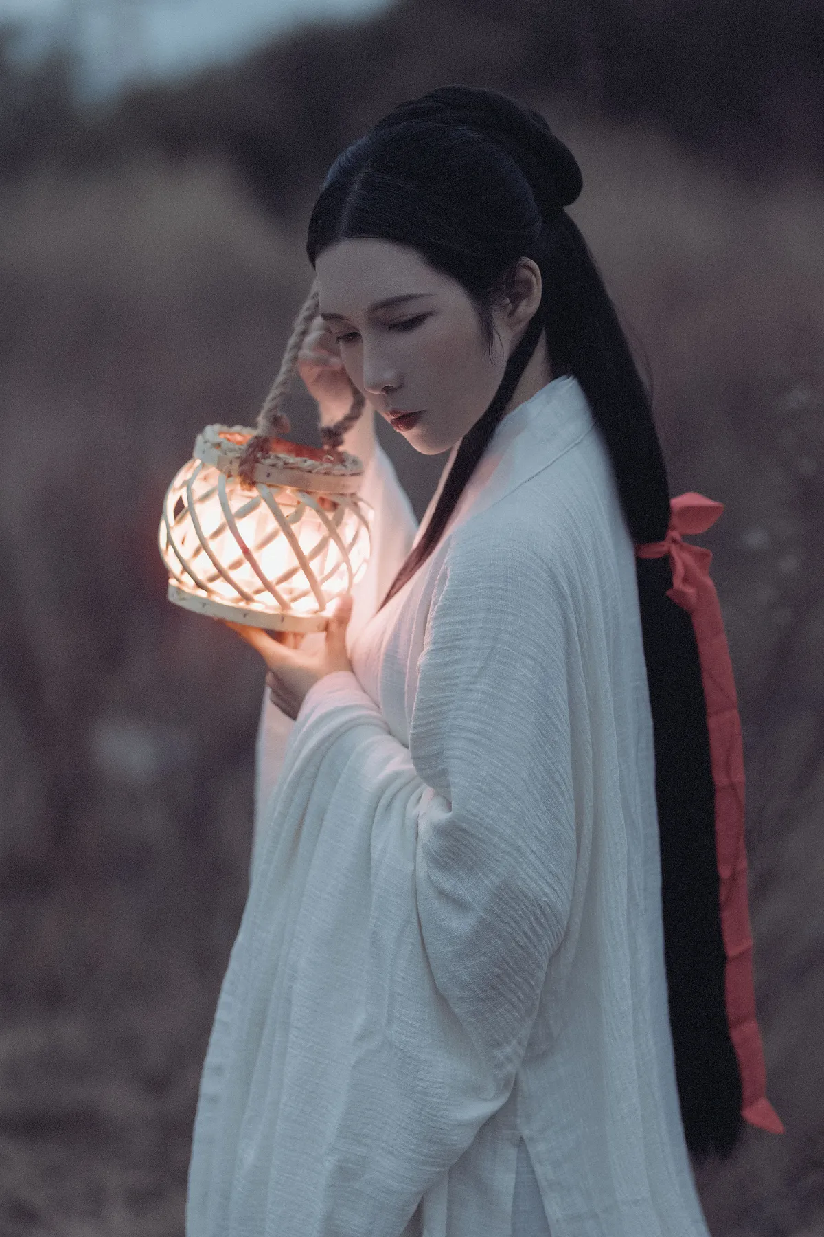 白衣隐