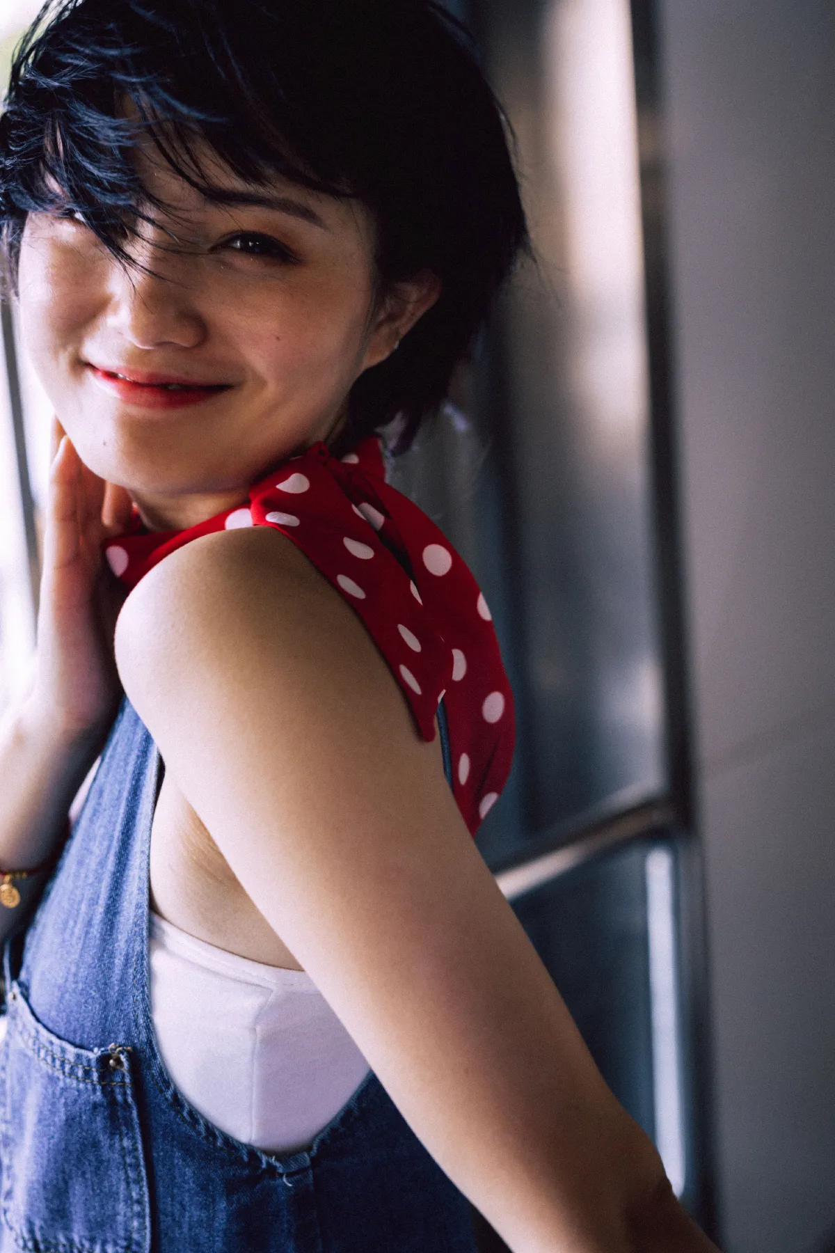 短发女孩2