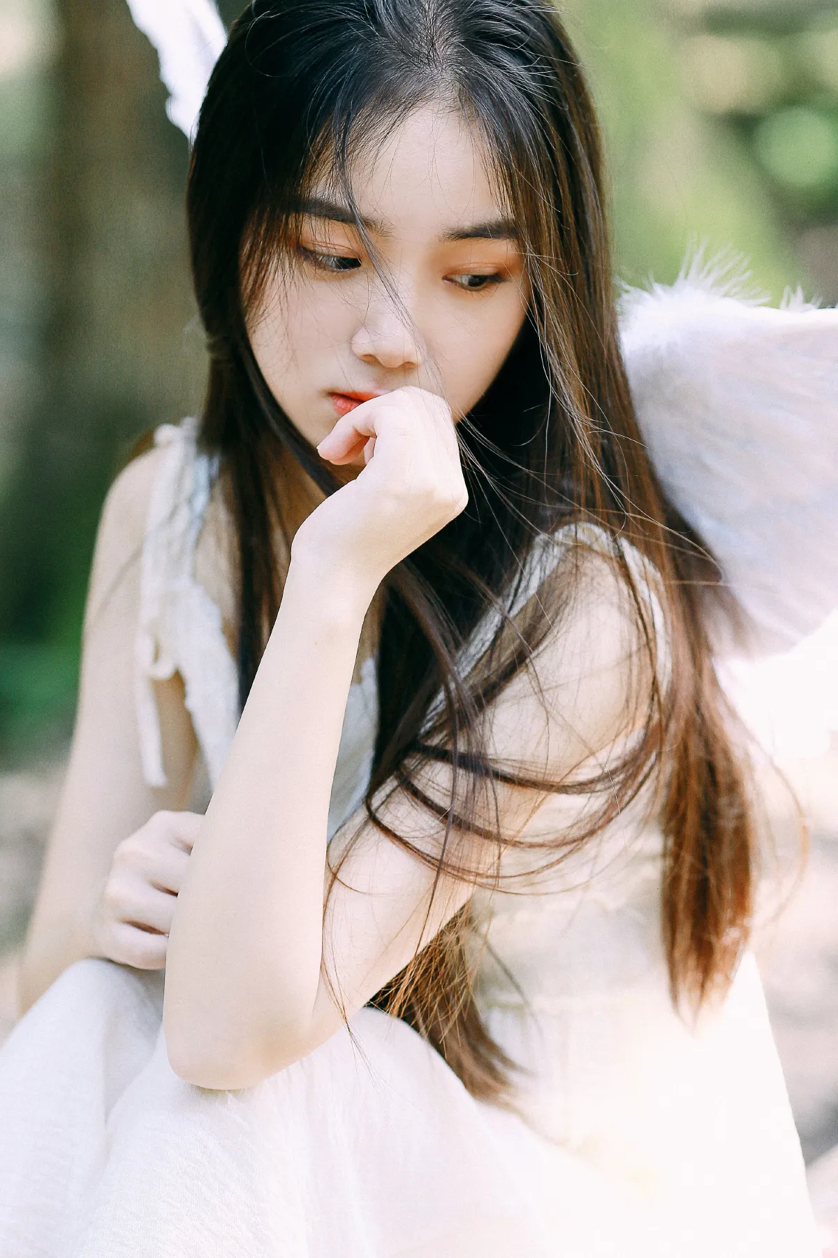 挥着翅膀的女孩