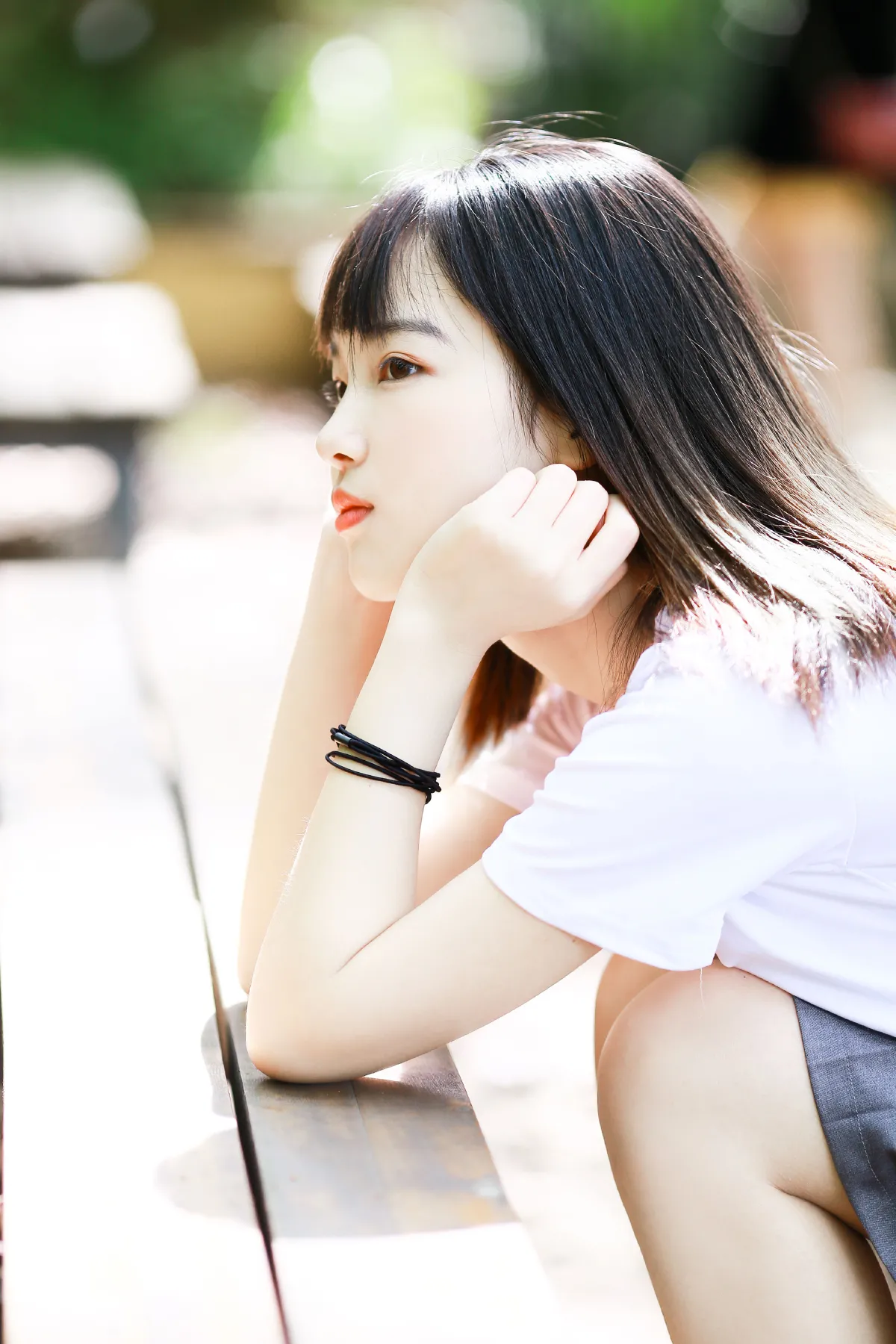 阳光下的运动女孩3