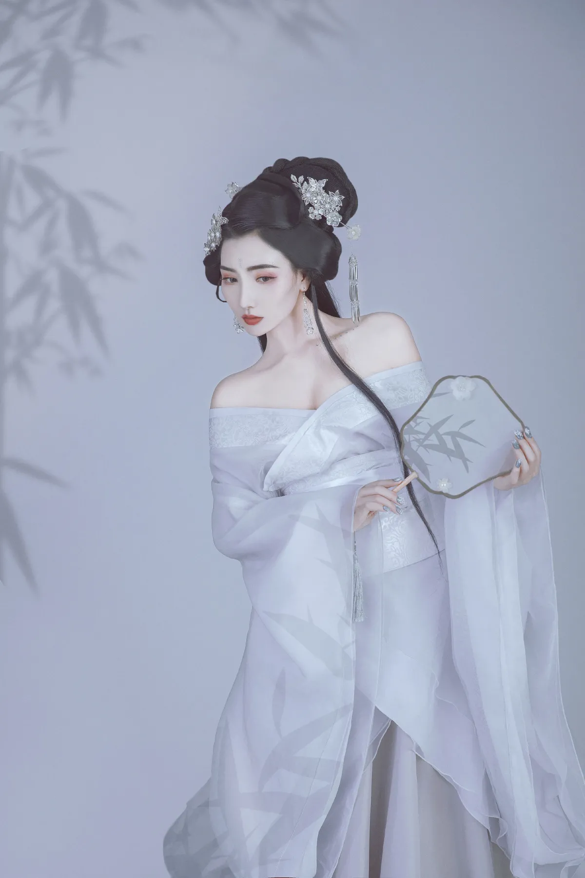 清月盈