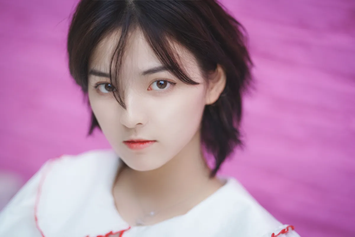 初次邂逅，超高颜值的粉红少女1