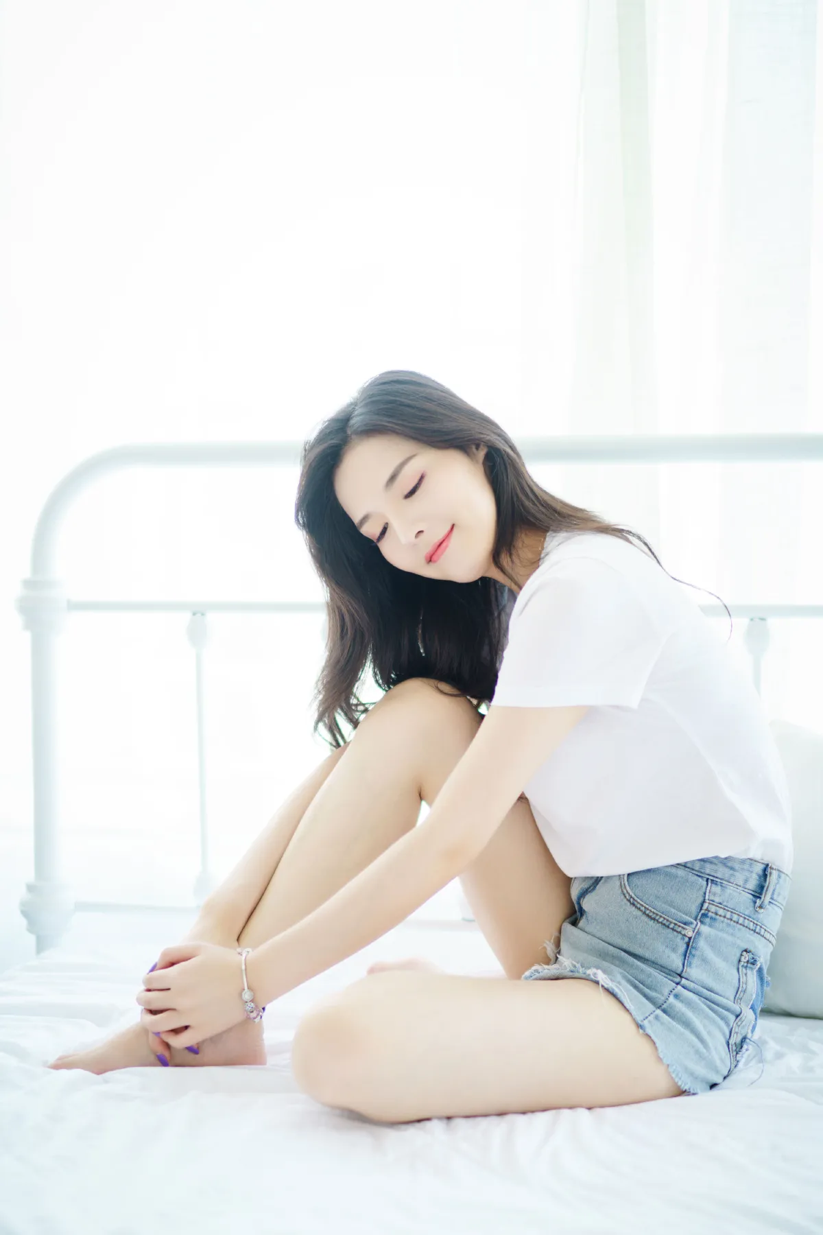 大长腿女孩的私房照