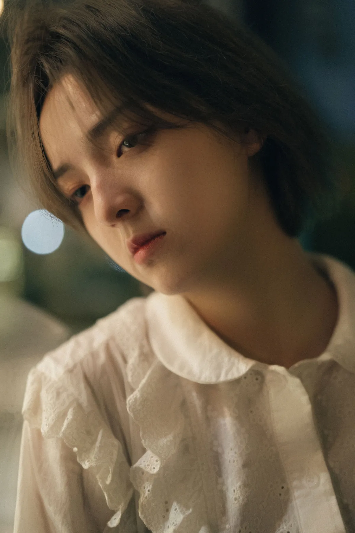 你听，是悲伤的声音