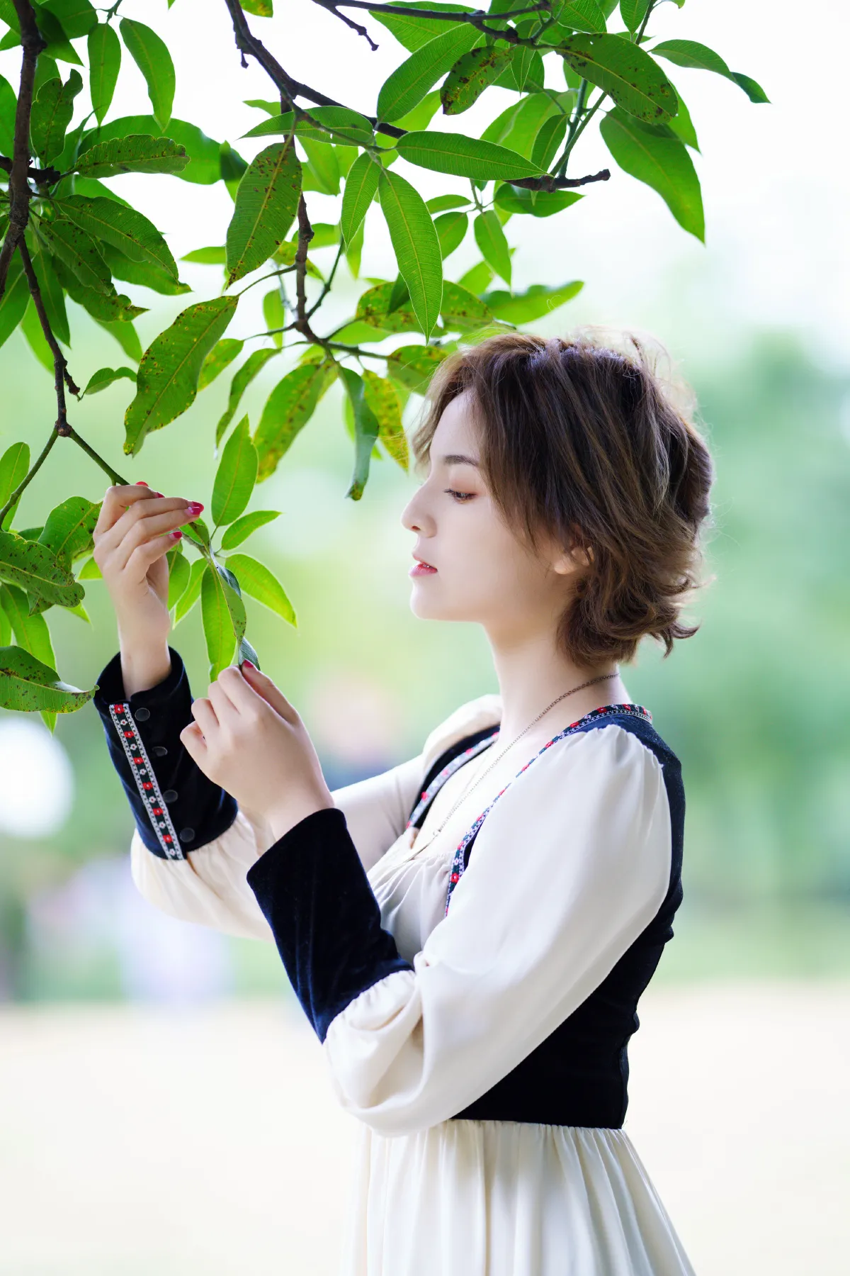 爱笑的哈萨克族少女