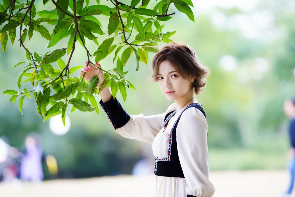 爱笑的哈萨克族少女3