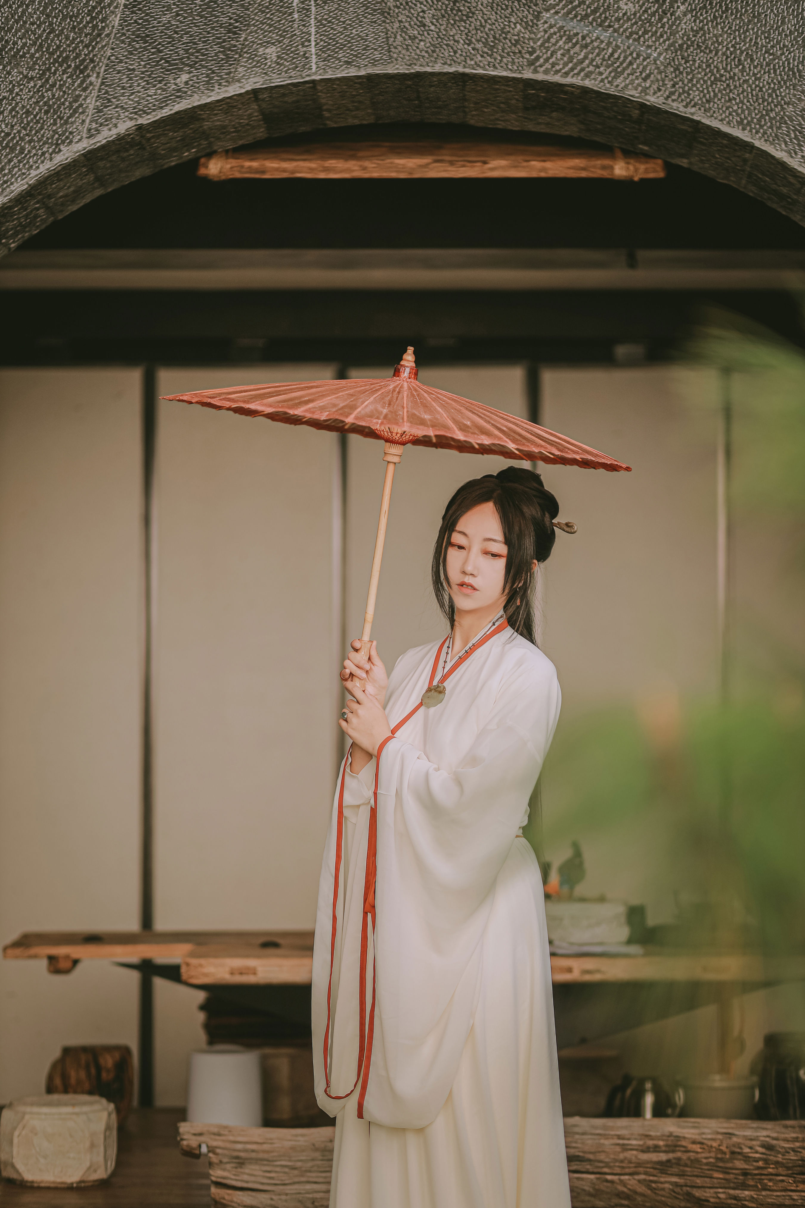 闲愁一半