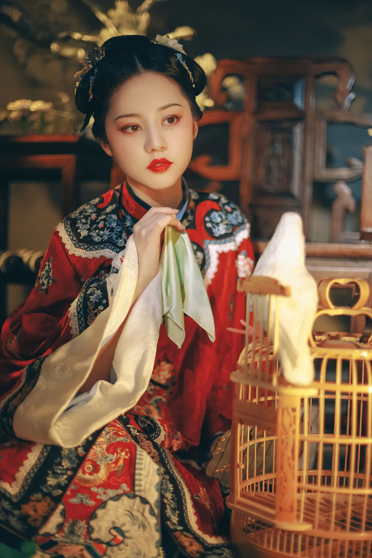 最是人间留不住