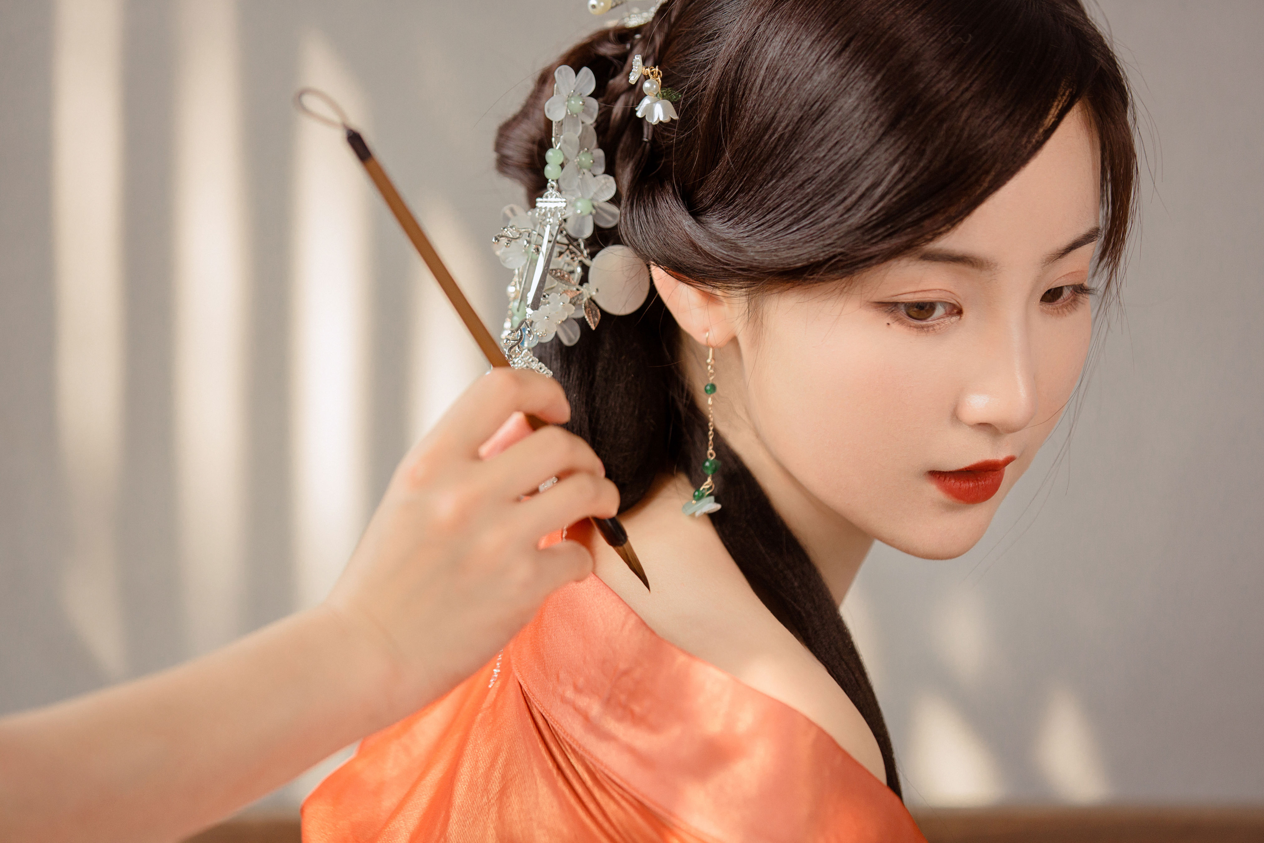 嫣语赋 · 师小小