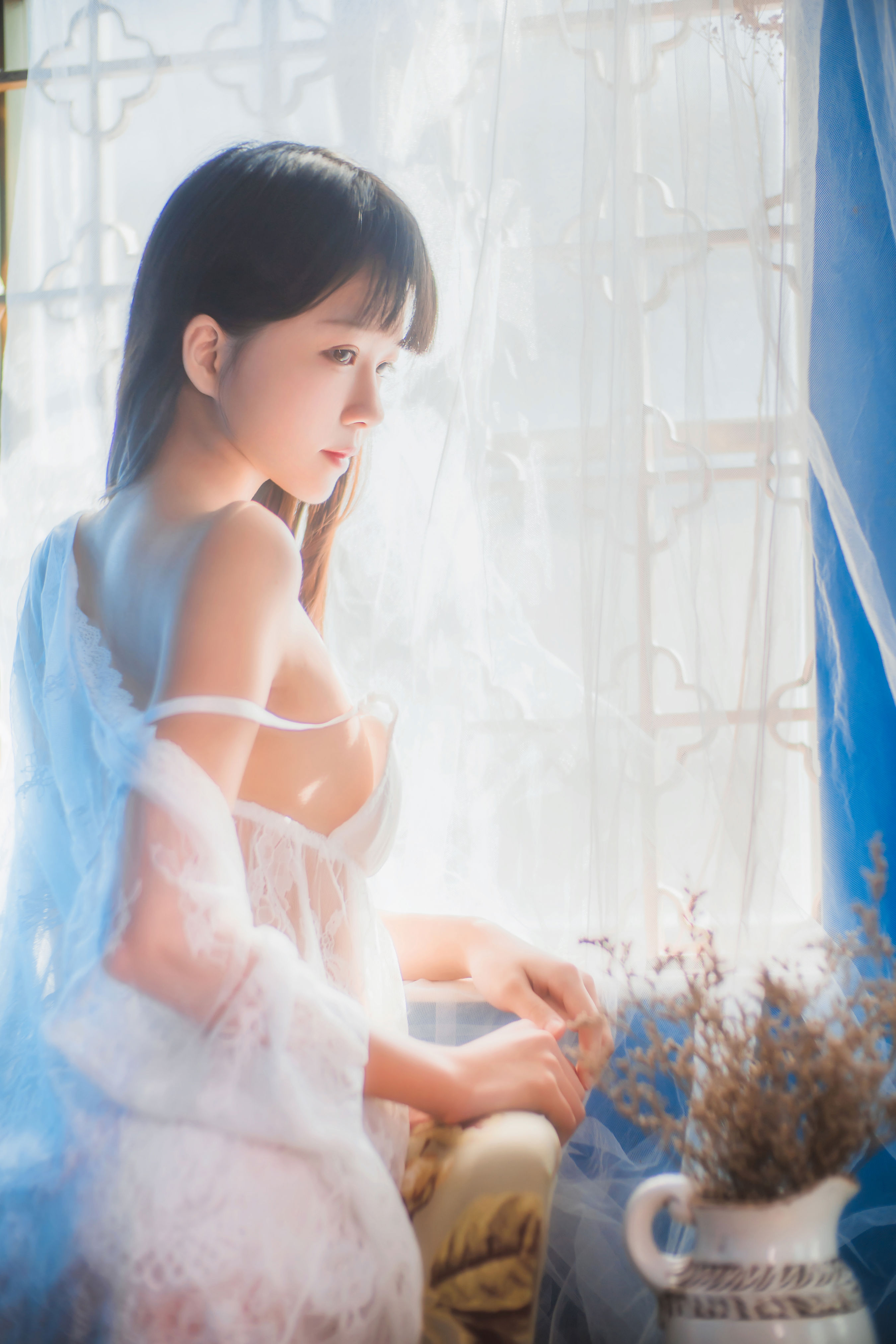 少女深闺