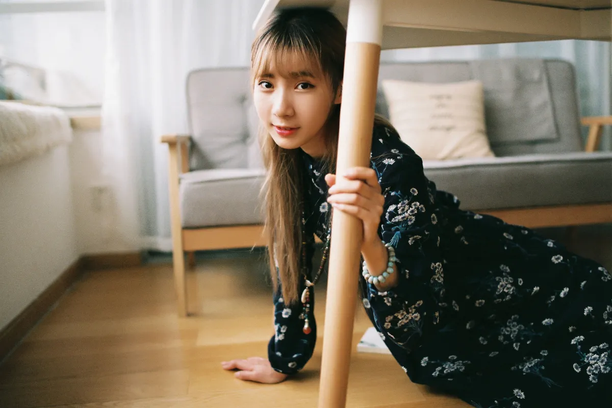 裕奇学长_菀瑞《似夏未走》美图作品图片2
