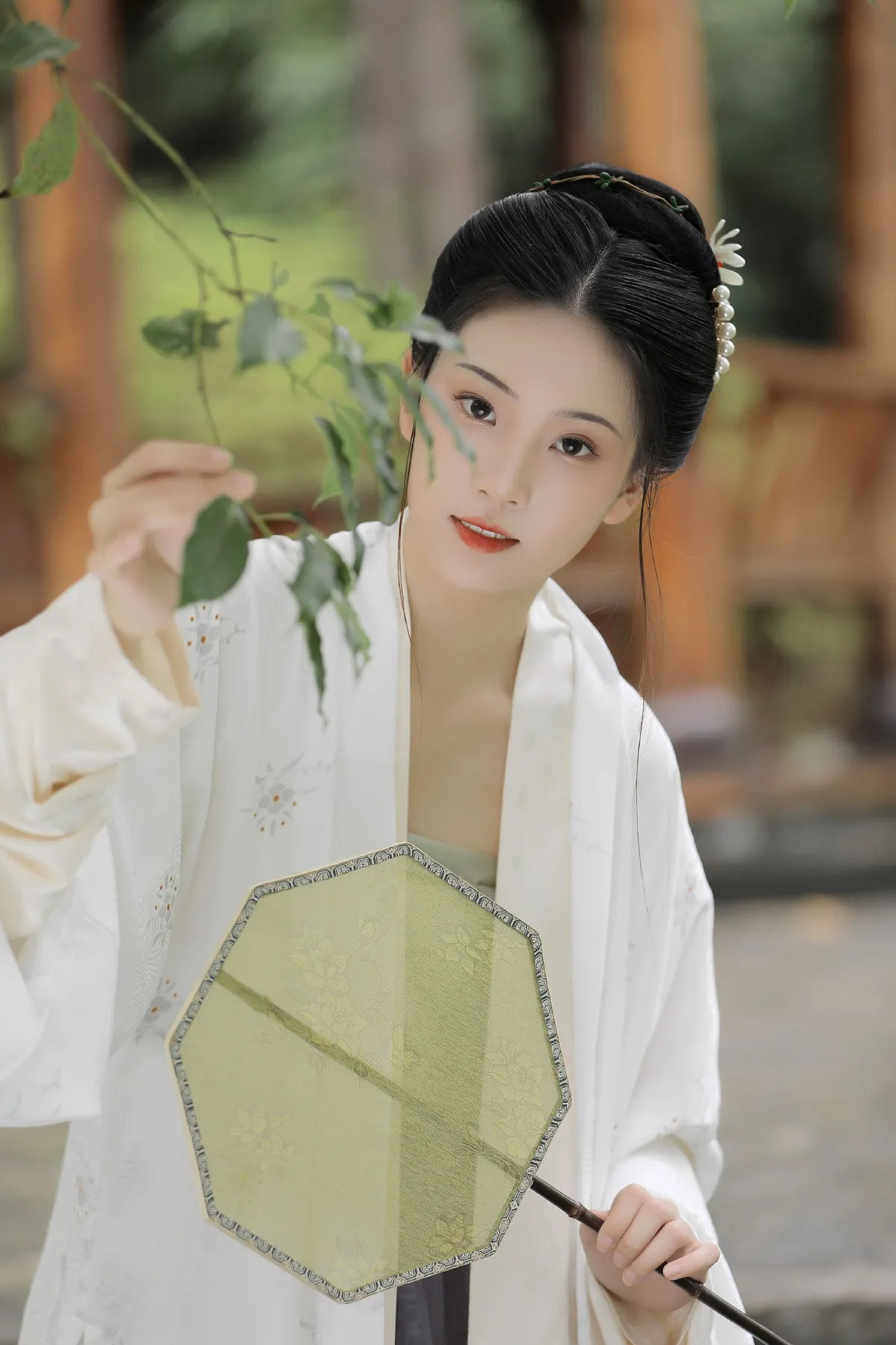 剪一片云绿