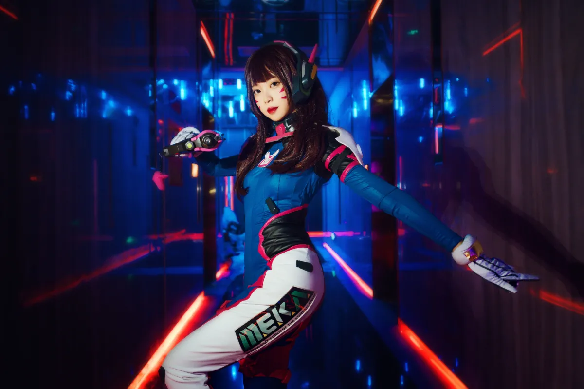 裕奇学长_池子《D.Va》美图作品图片5