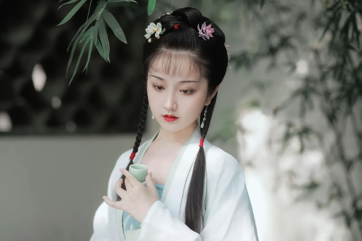 子瞬_令花羽《潇湘妃子》美图作品图片3