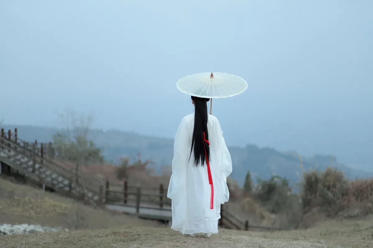 六月月月er_半夏夏夏《山河故人》美图作品图片4