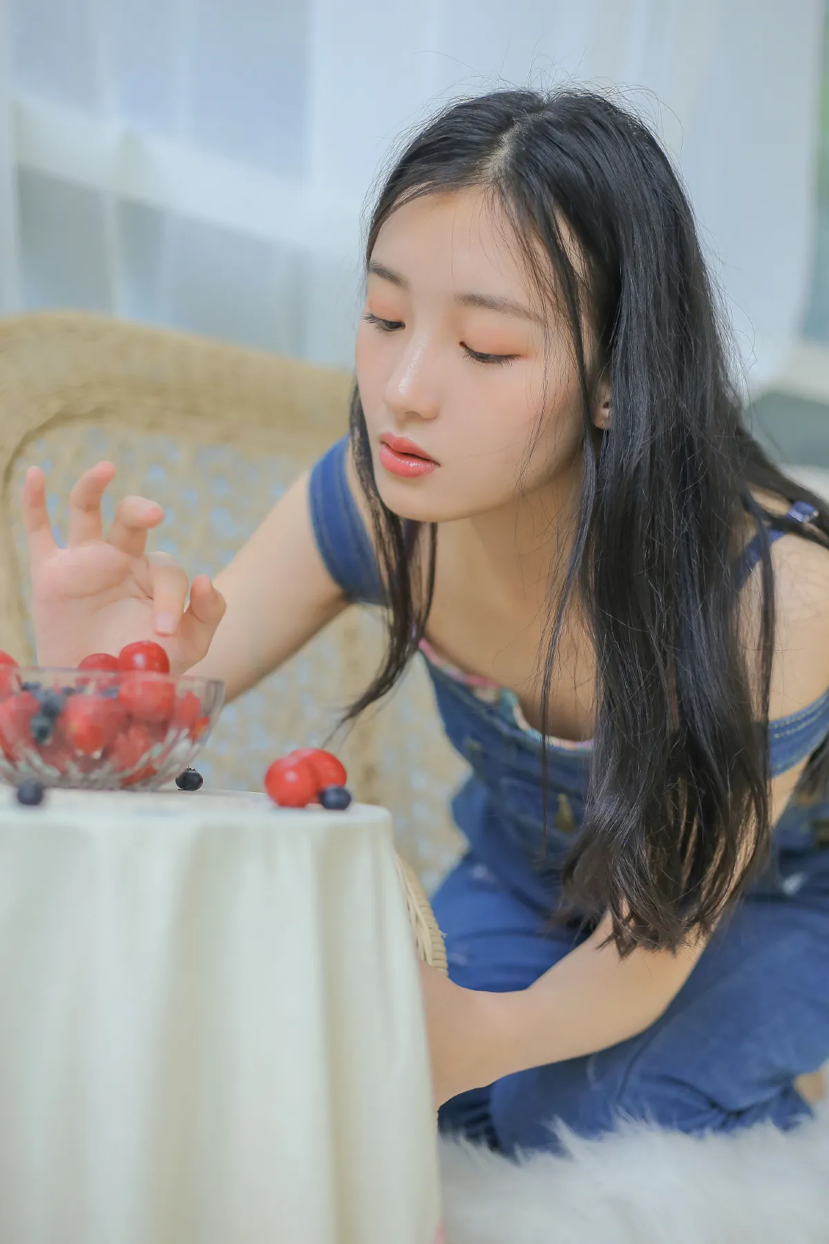 犯困的可爱哆_小七《少女心事》美图作品图片5