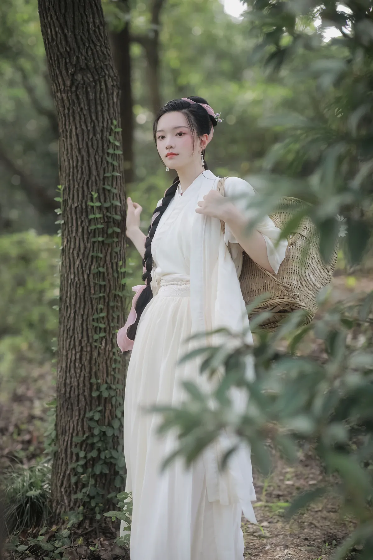 子瞬_静沅《采药医女》美图作品图片4