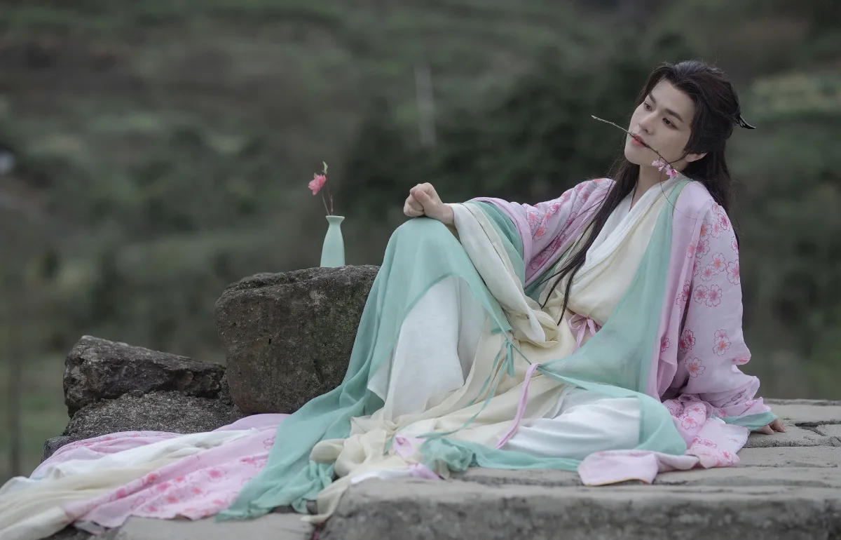 花间_李宇轩Yashon《桃花仙人》美图作品图片2