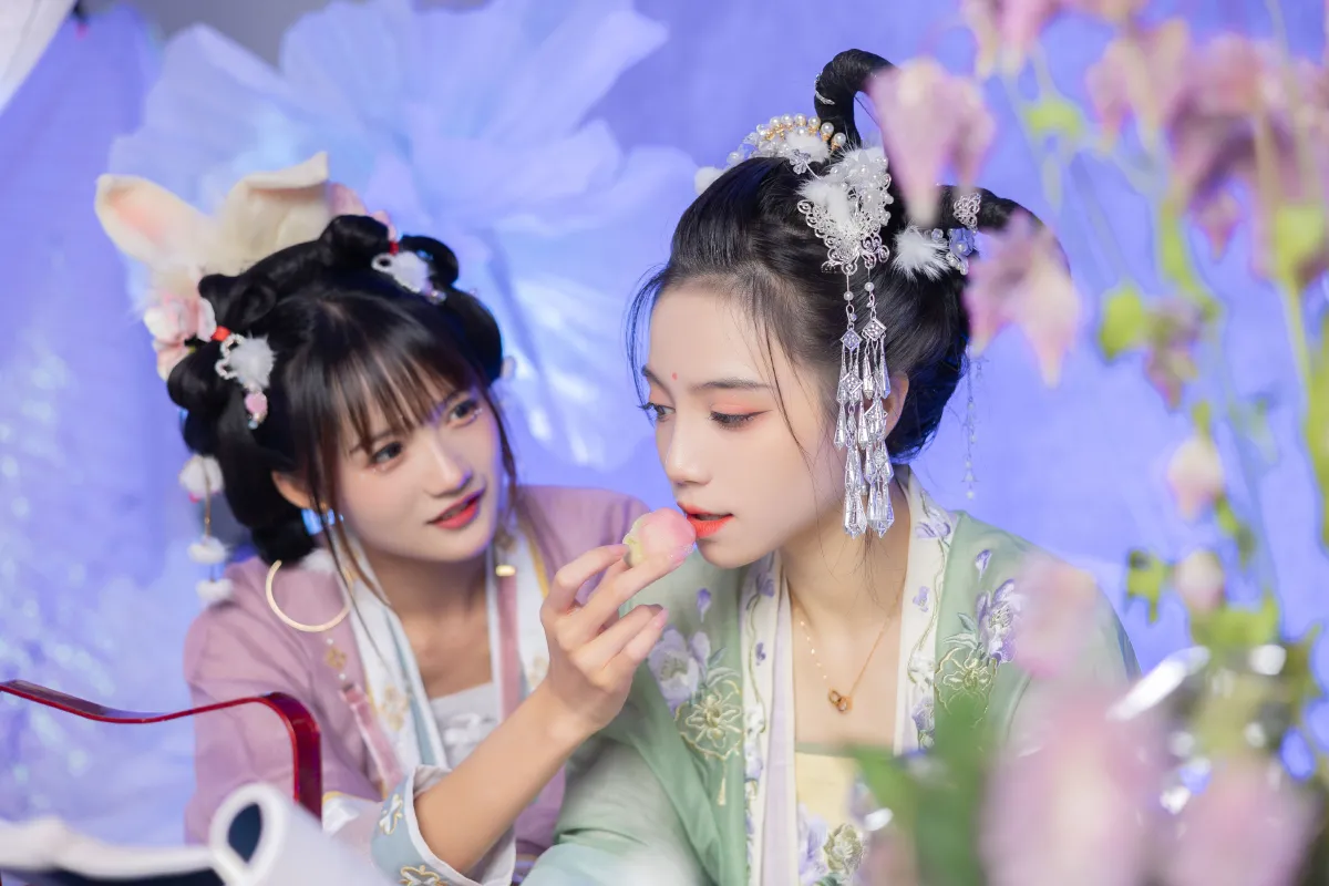 玉兔与嫦娥2